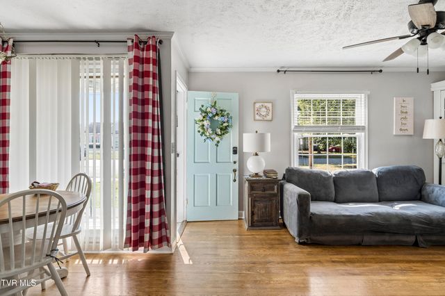 307 East D Street, Elizabethton, TN 37643