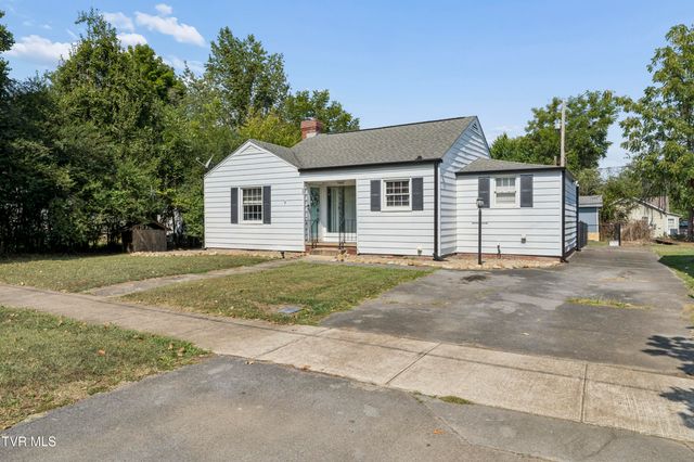 307 East D Street, Elizabethton, TN 37643