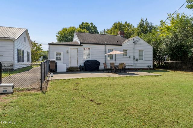 307 East D Street, Elizabethton, TN 37643