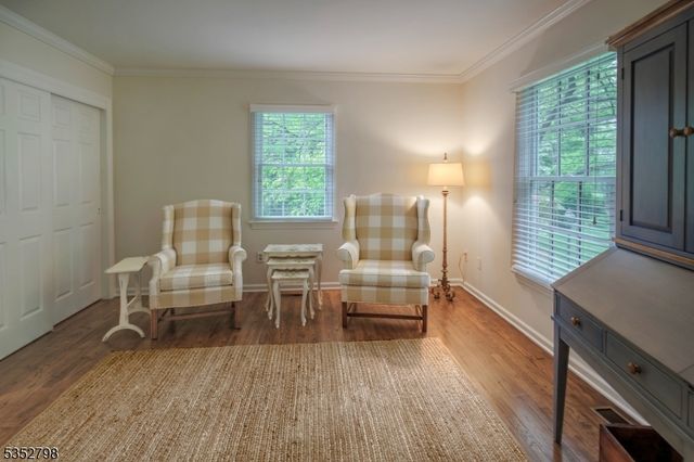 199 W Springtown Rd, Washington Twp., NJ 07853