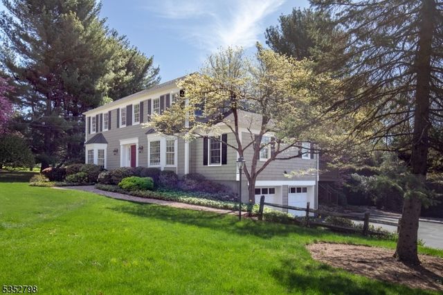 199 W Springtown Rd, Washington Twp., NJ 07853