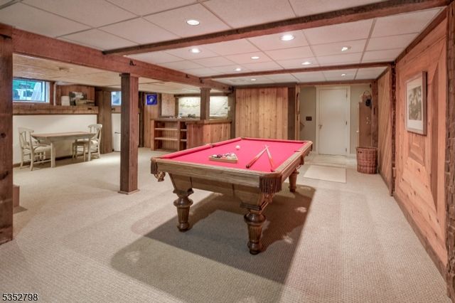 199 W Springtown Rd, Washington Twp., NJ 07853