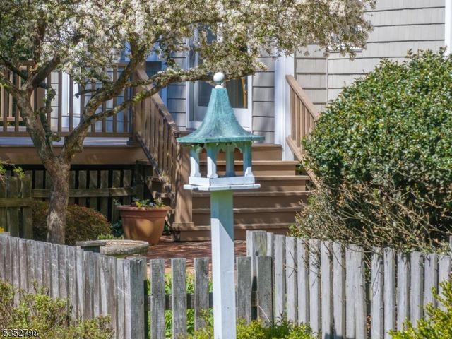 199 W Springtown Rd, Washington Twp., NJ 07853