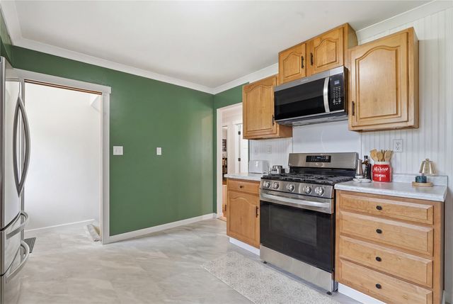 2510 12th Ave, Marion, IA 52302