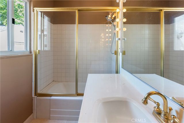 8748 Ashcroft Avenue, West Hollywood, CA 90048