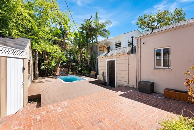 8748 Ashcroft Avenue, West Hollywood, CA 90048