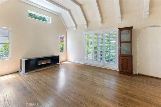 8748 Ashcroft Avenue, West Hollywood, CA 90048