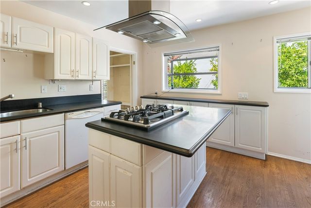 8748 Ashcroft Avenue, West Hollywood, CA 90048