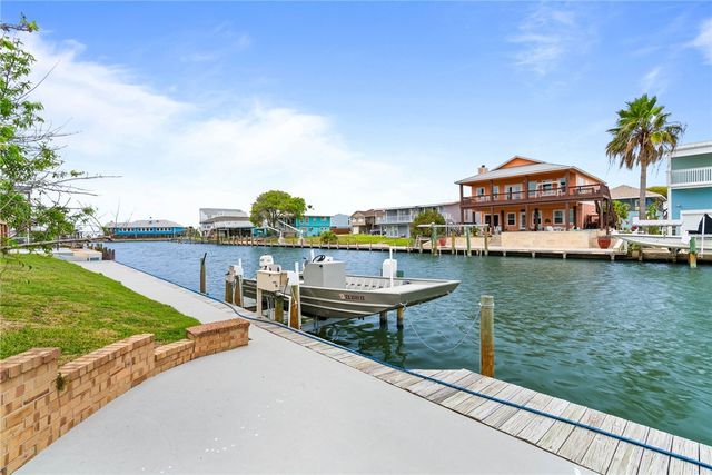 148 Port Saint Claire, City By The Sea, TX 78336