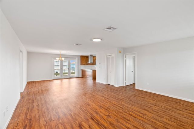 148 Port Saint Claire, City By The Sea, TX 78336