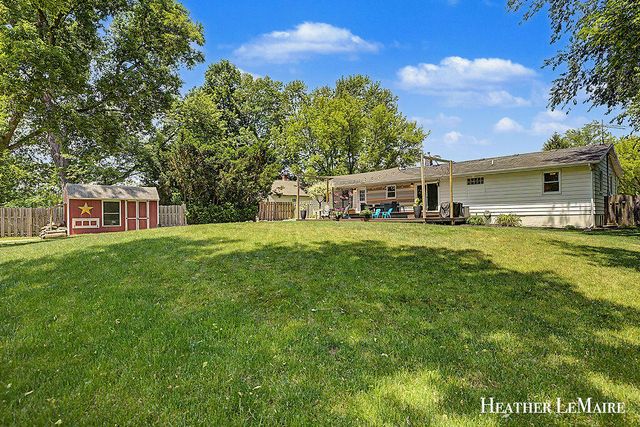 3942 Byron Road, Jamestown Twp, MI 49426