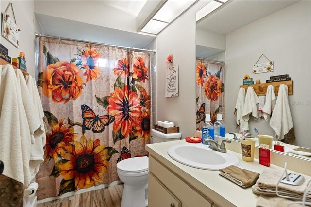 5438 DOMINICA CIRCLE, Sarasota, FL 34233