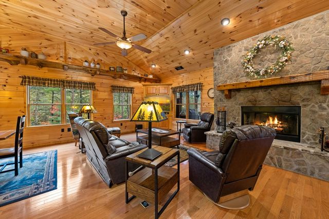 34 Smokey Ridge Lane, Morganton, GA 30560