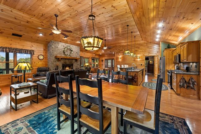 34 Smokey Ridge Lane, Morganton, GA 30560