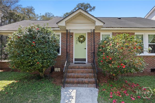 2209 E 37th Street, Savannah, GA 31404