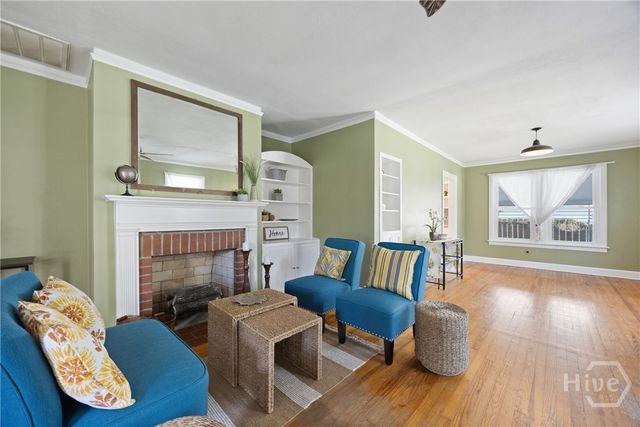 2209 E 37th Street, Savannah, GA 31404