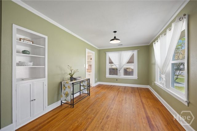 2209 E 37th Street, Savannah, GA 31404