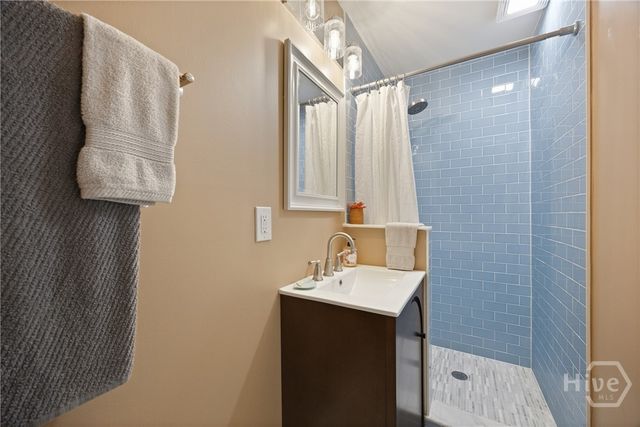 2209 E 37th Street, Savannah, GA 31404