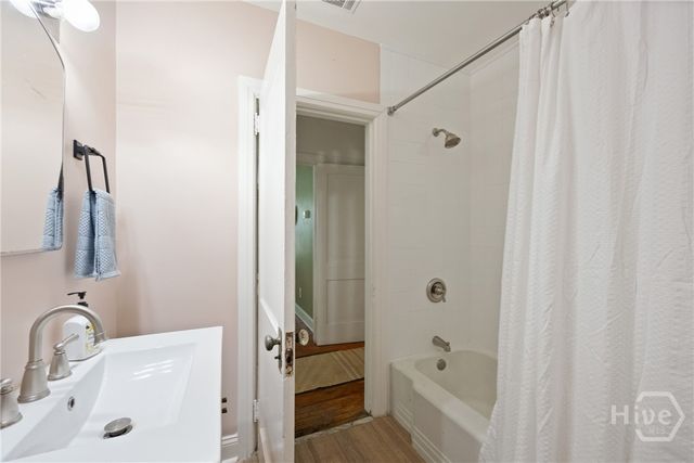 2209 E 37th Street, Savannah, GA 31404