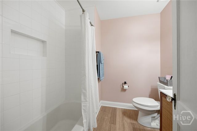 2209 E 37th Street, Savannah, GA 31404