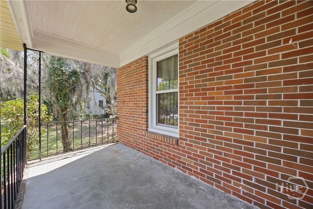 2209 E 37th Street, Savannah, GA 31404