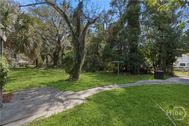 2209 E 37th Street, Savannah, GA 31404