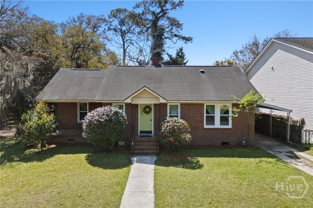 2209 E 37th Street, Savannah, GA 31404