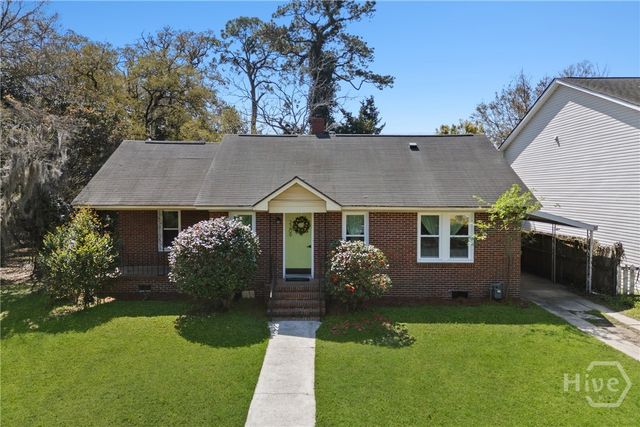 2209 E 37th Street, Savannah, GA 31404