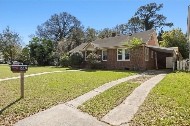 2209 E 37th Street, Savannah, GA 31404