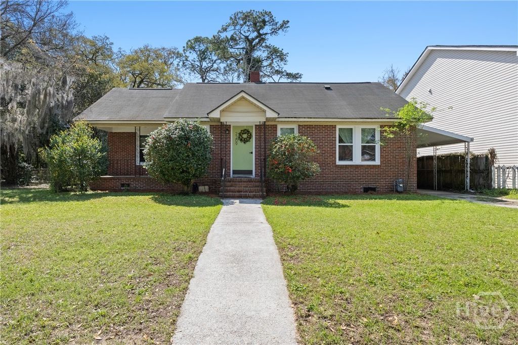 2209 E 37th Street, Savannah, GA 31404