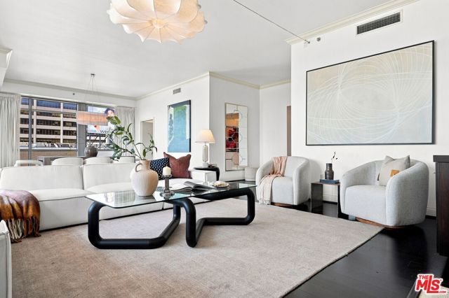 10800 Wilshire Boulevard 403, Los Angeles, CA 90024