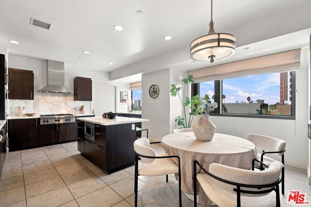 10800 Wilshire Boulevard 403, Los Angeles, CA 90024