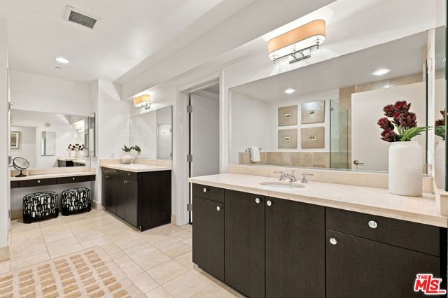 10800 Wilshire Boulevard 403, Los Angeles, CA 90024