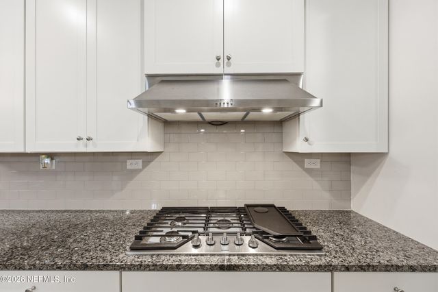 685 CHARTER OAKS Boulevard, Orange Park, FL 32065