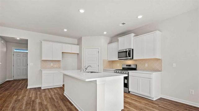 104 White Spruce Way, Newnan, GA 30265
