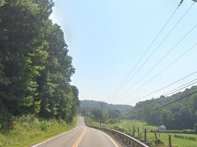 5628 Bloomfield Road, Cambridge, OH 43725