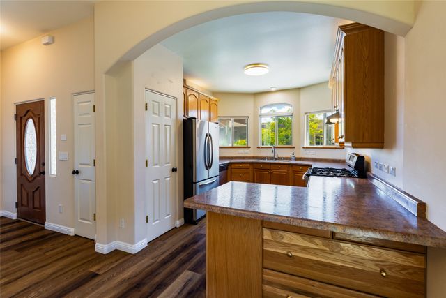 1554 Moki Lane, Santa Fe, NM 87507
