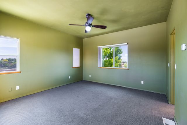 1554 Moki Lane, Santa Fe, NM 87507