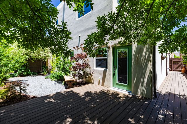 1554 Moki Lane, Santa Fe, NM 87507
