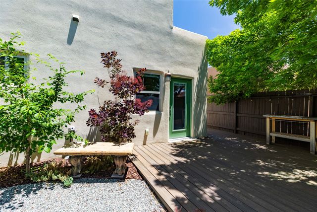 1554 Moki Lane, Santa Fe, NM 87507