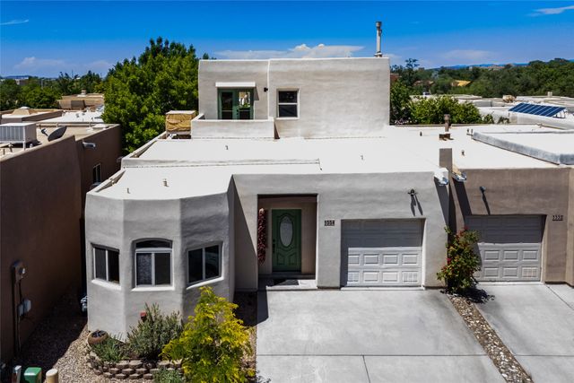 1554 Moki Lane, Santa Fe, NM 87507