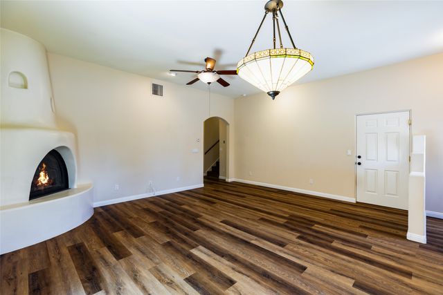 1554 Moki Lane, Santa Fe, NM 87507