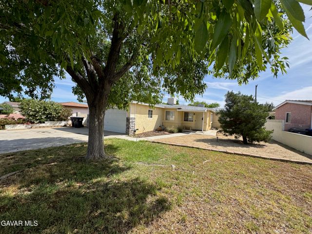 38820 Juniper Tree Road, Palmdale, CA 93551