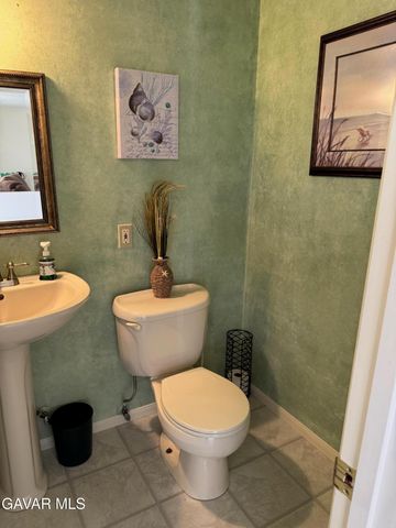 38820 Juniper Tree Road, Palmdale, CA 93551