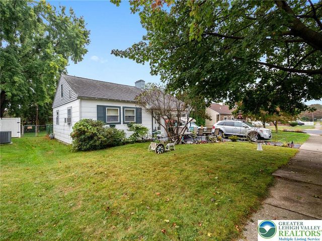 1710 North Boulevard, Bethlehem City, PA 18017