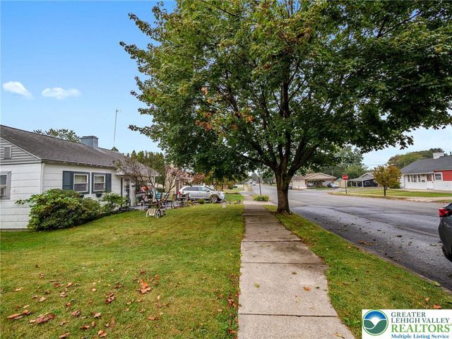 1710 North Boulevard, Bethlehem City, PA 18017
