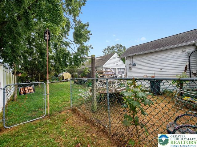 1710 North Boulevard, Bethlehem City, PA 18017