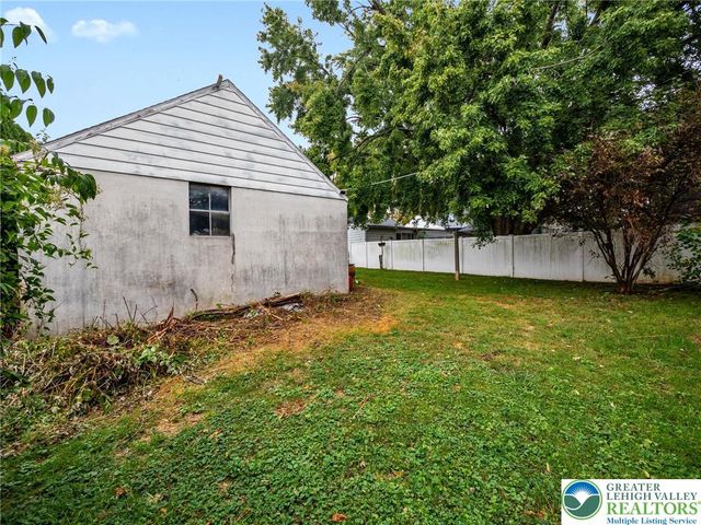 1710 North Boulevard, Bethlehem City, PA 18017