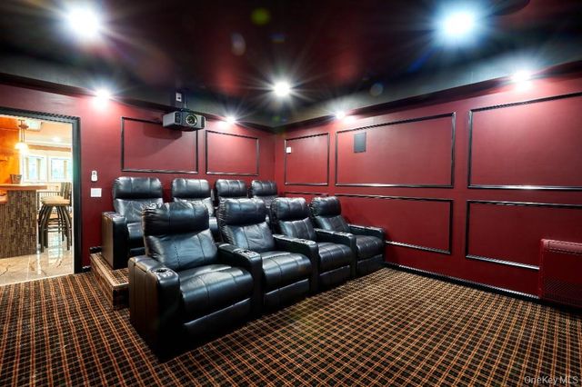 637 S Mountain Road, New City, NY 10956