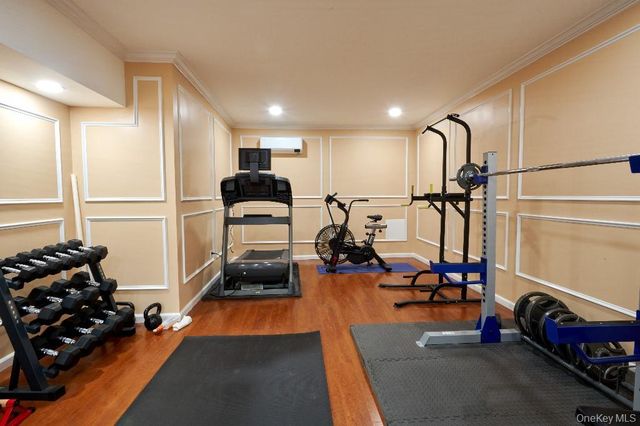 637 S Mountain Road, New City, NY 10956